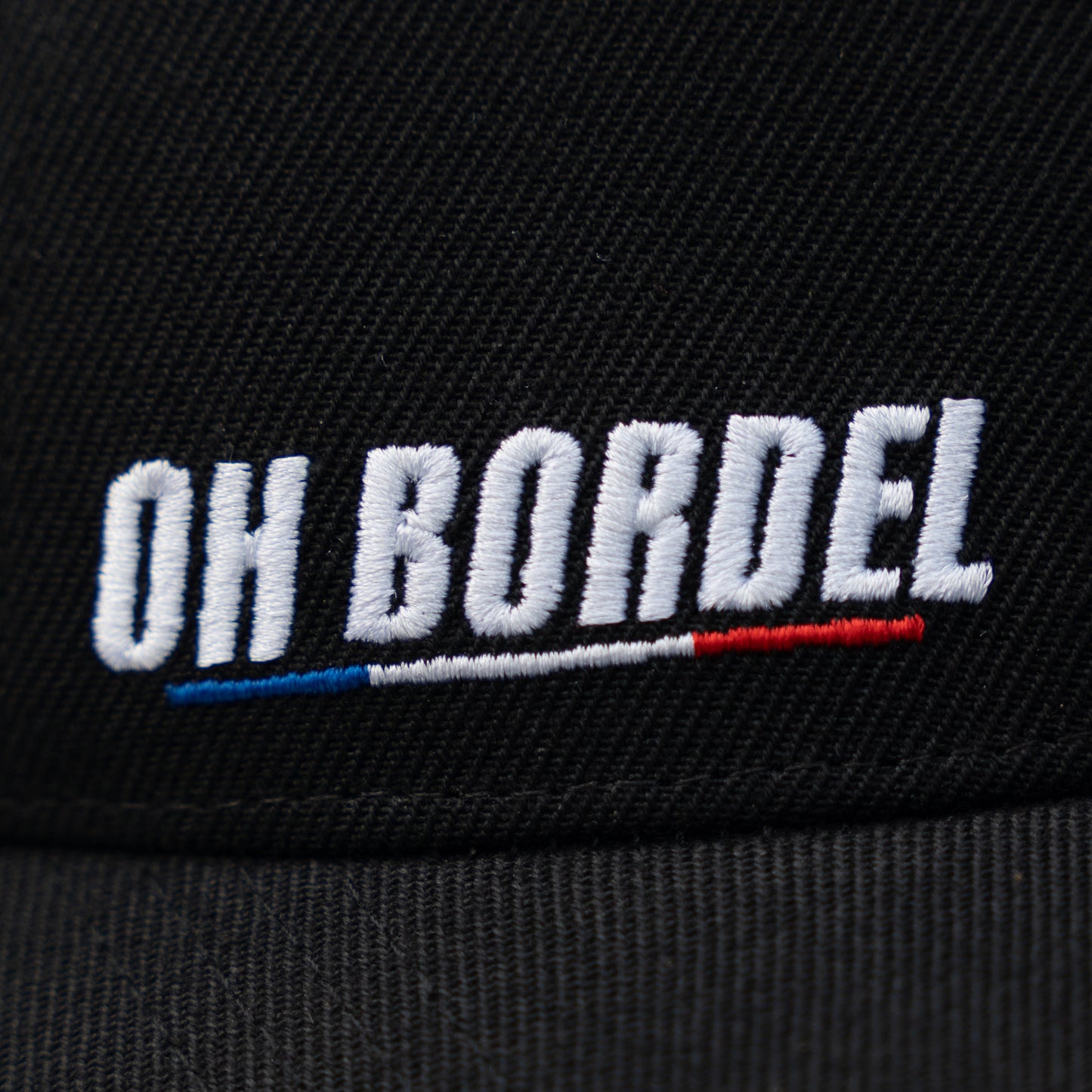 La casquette OH BORDEL brodée